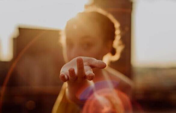 selective focus photo of woman